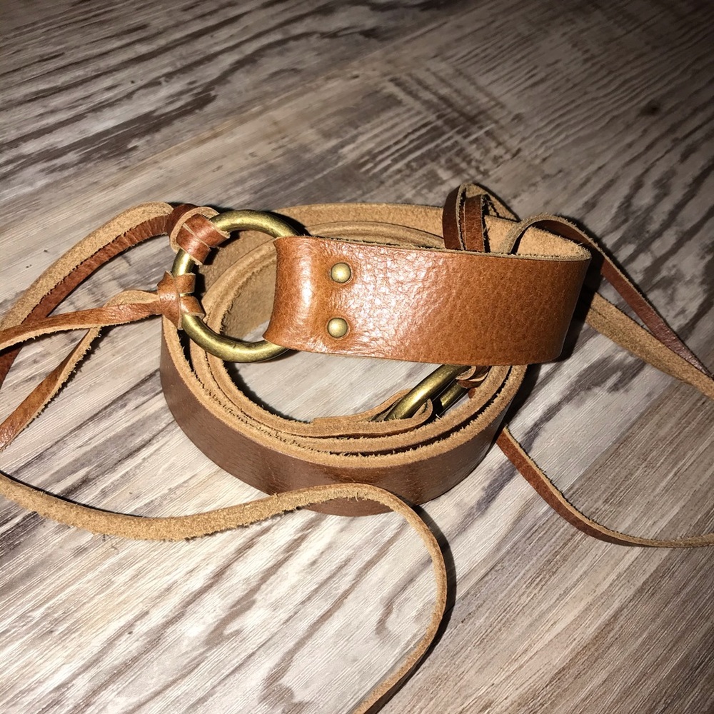 Brown leather tie belt long fringe brass hardware - Picture 7 of 8
